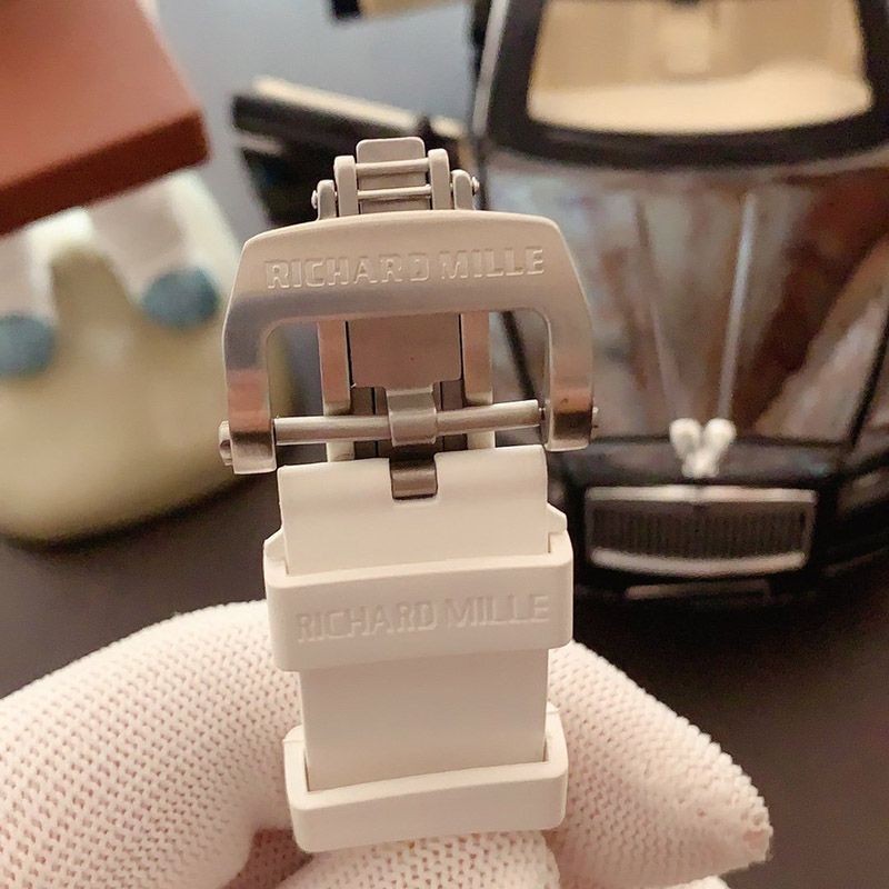 追跡付き発送 リシャールミル ダイヤモンドベゼル RM 35-02 RAFAEL NADAL 自動巻き RM35021品質保証